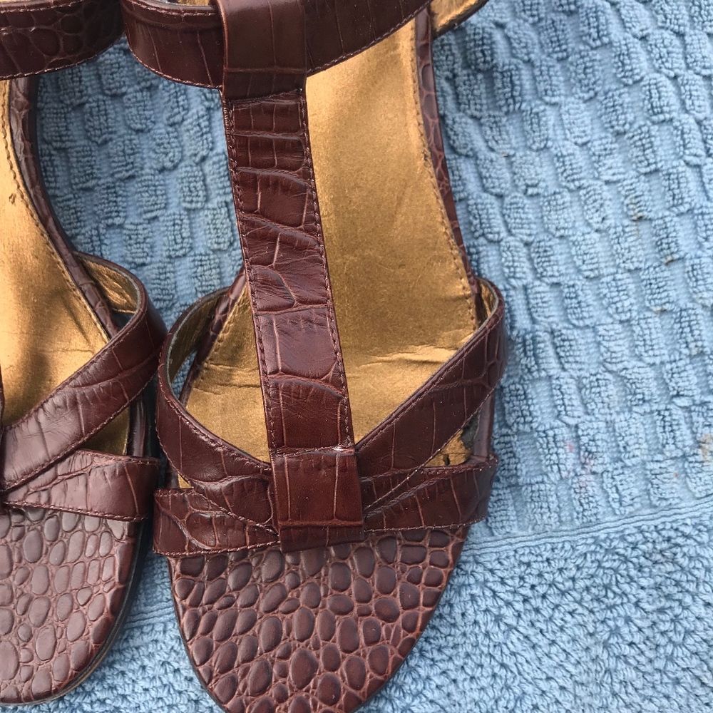 Leather Joan and David Sandals NARROW